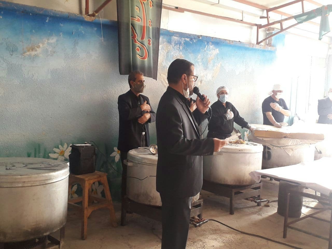 توزیع 2000 پرس غذای گرم در مناطق مختلف زنجان