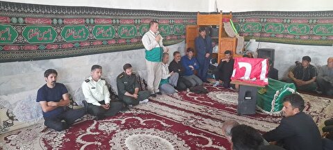 اهالی روستای تخته یورد شهرستان ماهنشان ، میزبان پرچم متبرک حرم مطهر امام حسین(ع)