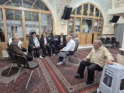 برگزاری جلسات هماهنگی با متولیان و هیئت امناء مساجد شهر زنجان