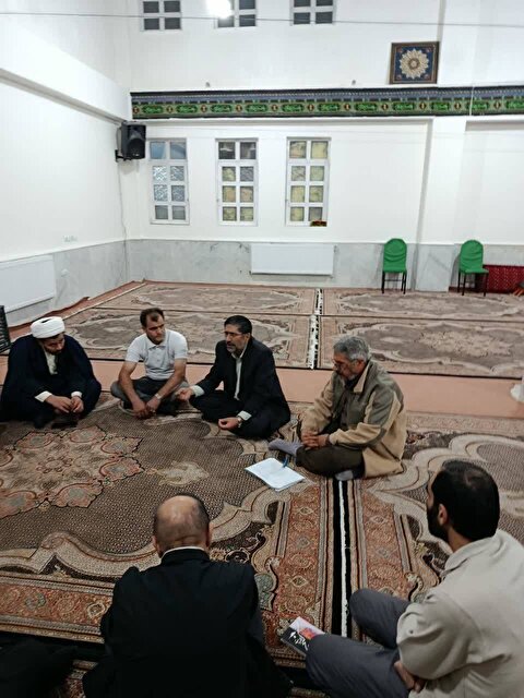 برگزاری جلسات هماهنگی با متولیان و هیئت امناء مساجد شهر زنجان