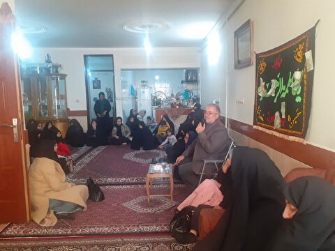 معرفی ستاد در روضه ها و جلسات مذهبی بانوان شهرستان زنجان