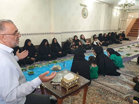 معرفی ستاد در روضه ها و هیئات مذهبی بانوان شهر زنجان